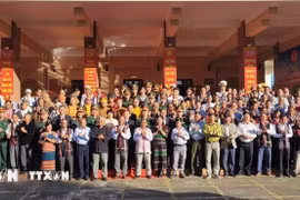 Reputable figures in ethnic communities help strengthen national unity