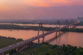 Hanoi to construct three bridges crossing Red River