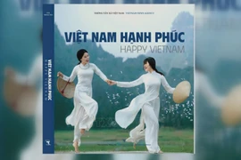 Photobooks launched to celebrate 14th National Party Congress