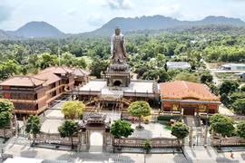 Dan Kinh Thien - Thung Ui in Ninh Binh: A millennium-old ceremonial landmark