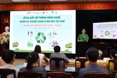 At the launch of app eGreen in Hue City. (Photo:khamphahue.com.vn)