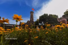 The national flag flies atop the Hanoi Flag Tower, a historic landmark that has witnessed many milestones in the capital’s history. (Photo: VNA)