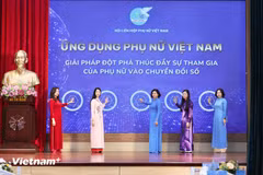 At the app launch event (Photo: VNA)