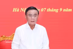 Politburo Member and Standing Member of the Communist Party of Vietnam (CPV) Central Committee’s Secretariat Tran Cam Tu speaks at the meeting of the Standing Board of Party Committee of Central Party Agencies for August in Hanoi on September 7, 2026. (Photo: VNA)