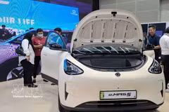 Proton's latest e.MAS 5 electric vehicle launched recently in Malaysia. (Illustrative photo: VNA)
