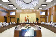 The National Assembly (NA) Standing Committee gives opinions on preparations for the NA first extraordinary session at its 4th session in Hanoi on July 8, 2026. (Photo: VNA)