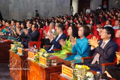 Delegates at the award ceremony (Photo: VNA)
