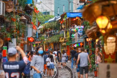 The railway café street has become one of Hanoi’s most photographed attractions in recent years. (Photo: VNA)