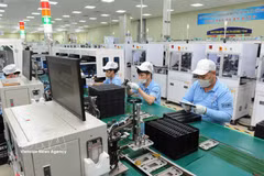 An electronics production line at SAMK WANG Co. in the Quang Chau Industrial Park, Bac Ninh province. (Photo: VNA)