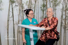 Hanoi is seeking to turn the demographic challenge into an opportunity by developing a “silver economy”. (Illustrative photo: VNA)
