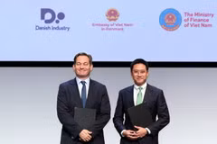 At the MoU signing ceremony (Photo: VinaCapital)