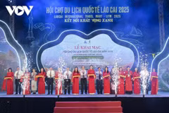 The opening ceremony of the Lao Cai international tourism fair on June 5 (Photo: VOV)