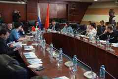 MGIMO Vice Rector in charge of personnel policy Vladimir Morozov speaks at the Vietnam Day. (Photo: VNA)