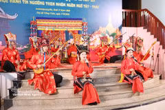 A performance showcases the rich heritage of Then at the event. (Photo: VNA)