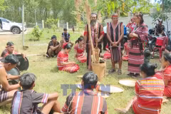 S'tieng youth keep traditional music, dance alive