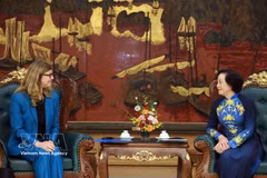 Deputy Prime Minister Pham Thi Thanh Tra (R) and Silvia Danailov, UNICEF Representative in Vietnam. (Photo: VNA)