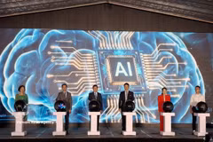 Representatives of the co-organisers of AI Battle 2026 at the launch ceremony. (Photo: VNA)