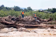 Search for missing persons in Son La province (Photo: VNA)
