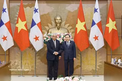 Legislative leader: Vietnam treasures ties with Panama