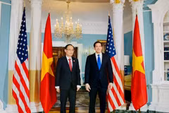 Vietnamese Minister of Foreign Affairs Le Hoai Trung (L) and US Secretary of State Marco Rubio in Washington D.C. on February 19. (Source: MoFA)