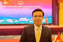 Duong Cam Vinh, a Vietnamese engineer who earned a doctorate in mechanical engineering from Tsinghua University and now serves as general director of a smart technology company in China. (Photo published by VNA)