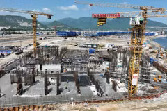 A new urban project is under construction in Nam Nha Trang ward, Khanh Hoa province. (Photo: VNA)