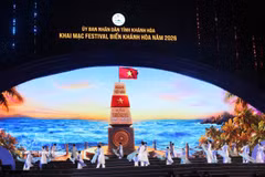 A special art performance at the Khanh Hoa Sea Festival 2026 (Photo: VNA)