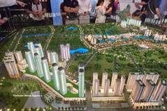 Models of projects planned to develop along Thang Long Boulevard under Hanoi's 100-year master plan. (Photo: VNA)