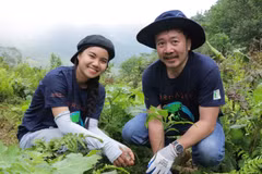 Planting 6,000 native trees in Na Bai village of Van Ho commune, Son La province. (Photo: VietnamPlus)