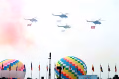A welcome flyover performed by the VPA's Air Force at a rehearsal for the opening ceremony of the Vietnam International Defense Expo 2024. (Photo: the Ministry of National Defence.)