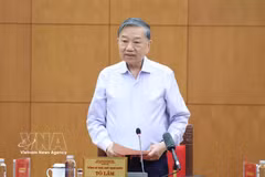 General Secretary of the Communist Party of Vietnam Central Committee and President To Lam speaks at the meeting of standing members of the Central Steering Committee for Prevention and Control of Corruption, Wastefulness, and Negative Phenomena on September 17. (Photo: VNA)