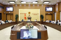 The National Assembly (NA) Standing Committee discusses the draft revised Law on International Agreements at its fifth session on August 28. (Photo: VNA)