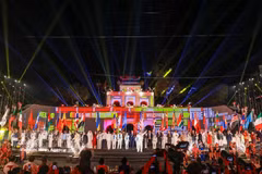 The second Cultures of the World Festival runs from October 1 to 4, featuring the participation of 50 countries and international organisations. (Photo: VNA)