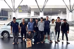 The Vietnamese Embassy in Malaysia has recently assisted 10 Vietnamese fishermen facing hardship in Perak state. (Photo courtesy of the Embassy of Vietnam in Malaysia)