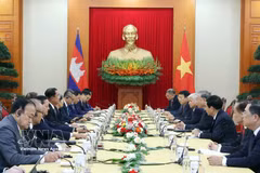 General Secretary of the Communist Party of Vietnam Central Committee To Lam meets with President of the Cambodian People's Party (CPP) and President of the Cambodian Senate Hun Sen on September 1, 2025. (Photo: VNA)