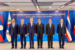 Vietnamese Minister of Foreign Affairs Le Hoai Trung (1st from right) and other participants at the 14th Mekong–Republic of Korea Foreign (RoK) Foreign Ministers' Meeting in Manila, the Philippines, on July 23, 2026. (Photo: Vietnamese Ministry of Foreign Affairs)