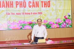 Vice Chairman of the Can Tho municipal People's Committee Tran Chi Hung speaks at the event (Photo: VNA)
