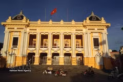 Hanoi Opera House, a landmark of the capital (Photo: VNA)