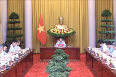 State President Luong Cuong holds a working session with the Presidential Office on June 2 (Photo: VNA)