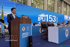 National Assembly Vice President Nguyen Hong Dien addresses the high-level General Debate of the 153rd Assembly of the Inter-Parliamentary Union (IPU-153) in Arusha, Tanzania, on October 7 (Photo: VNA)