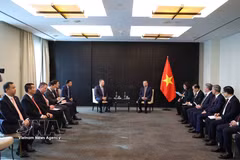 General Secretary of the Communist Party of Vietnam Central Committee and President To Lam meets with General Director of Zarubezhneft JSC Sergei Kudryashov in Moscow on September 9, 2026. (Photo: VNA)