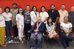The delegation meets with progressive friends in the US (Photo: VNA)