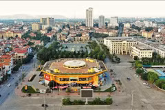 A corner of Bac Giang city. In the coming time, Bac Giang province will increase investment and improve infrastructure to enable the research and development of strategic technology and industry, new energy and clean energy projects. (Photo: VNA)