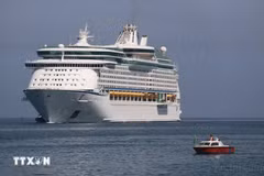 A large cruise ship docks at Chan May Port, Hue city (Photo: VNA) 