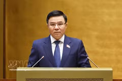 Minister of Industry and Trade Le Manh Hung speaks at the second session of the 16th National Assembly (NA) on October 20 (Photo: VNA)
