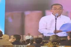 Indonesia’s Minister of Higher Education, Science, and Technology, Brian Yuliarto, at a meeting with hundreds of rectors from state universities and private universities in Jakarta on March 13. (Photo: Antara)