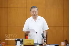 Party General Secretary and State President To Lam addresses the meeting (Photo: VNA)