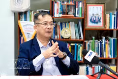 Assoc. Prof. Dr. Neak Chandarith, Director of the Institute for International Studies and Public Policy at the Royal University of Phnom Penh (Photo: VNA)