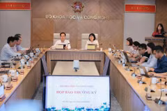 Delegates at the regular press briefing on August 28 hosted by Ministry of Science and Technology (Photo: mst.gov.vn.webp)