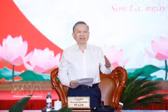 Party General Secretary and State President To Lam addresses a working session with the Son La provincial Party Committee's Standing Board on July 16 (Photo: VNA)